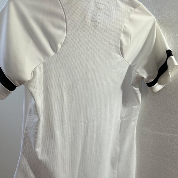 Nike tshirt - size S - like new - Picture 3 of 6